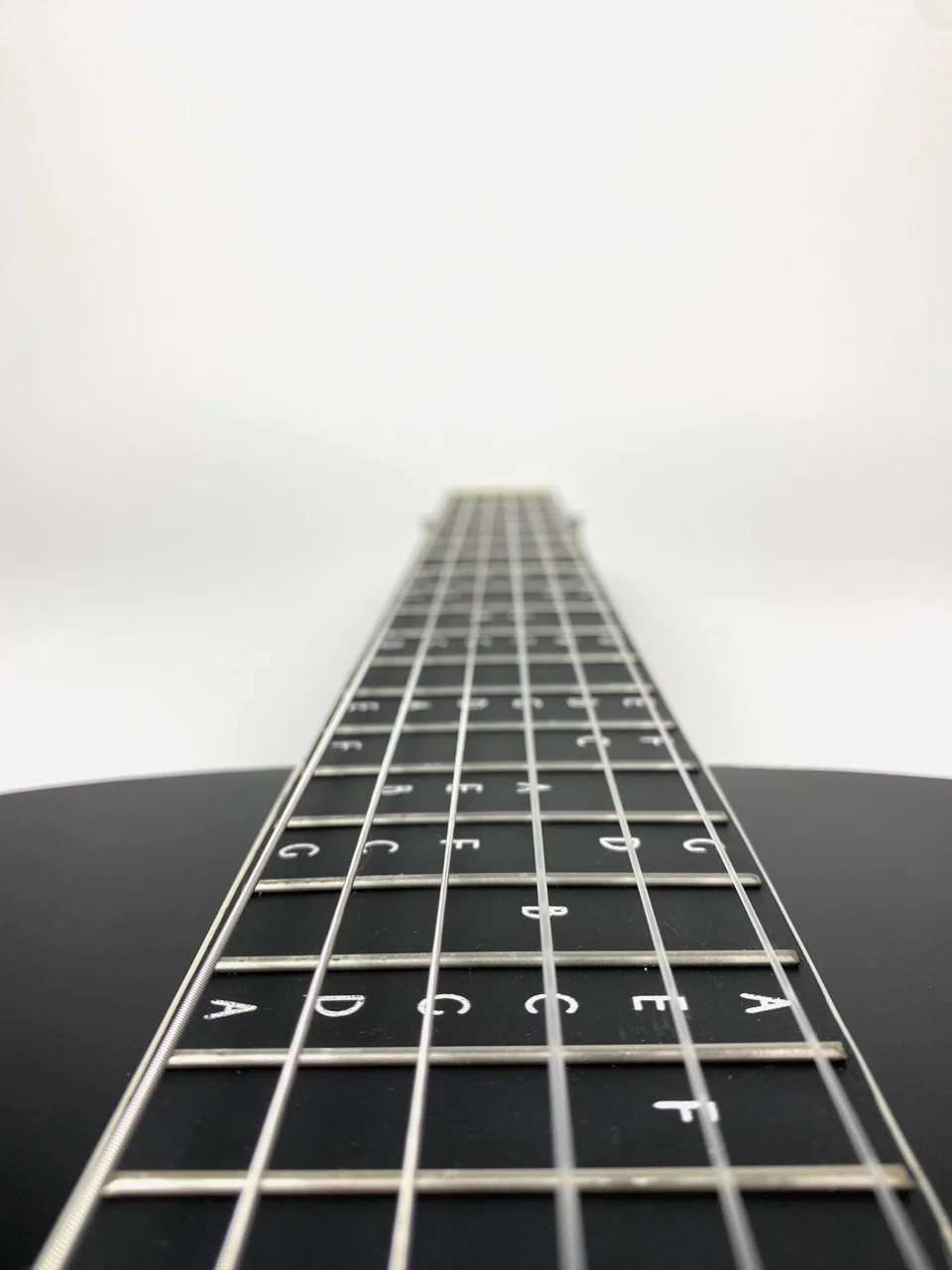 Sharpnote Konzertgitarre Modell-P1 mit Noten auf dem Griffbrett